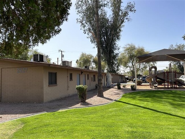 Paradise Village Apartments