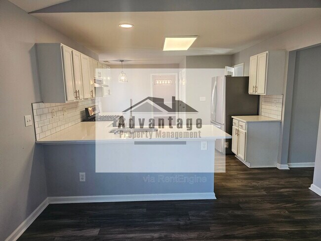 Photo - 2853 Da Vinci Blvd