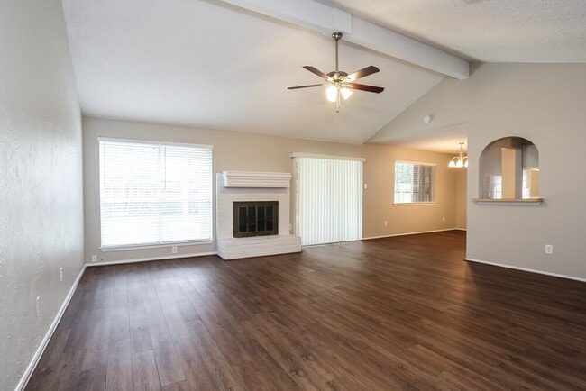 4302 Shalom Creek Ln