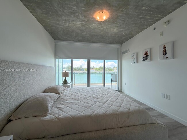 Photo - 6620 Indian Creek Dr Unit 209