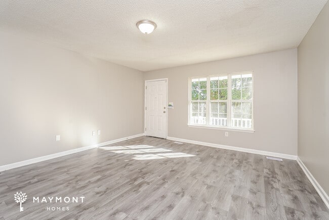 Photo - 1350 Woodruff Glen Dr