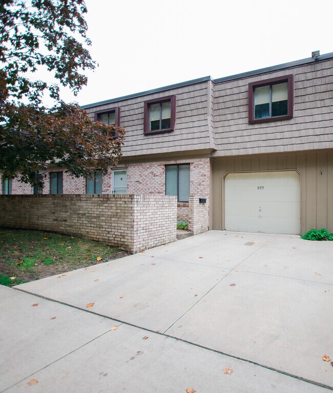 Photo - 833 Tollis Pkwy Townhome