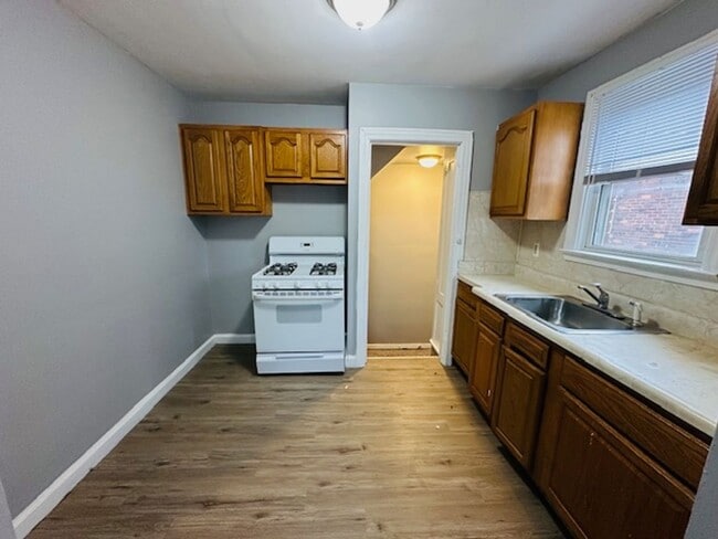 Photo - 3 Bedroom 1 Bath For Lease -Section 8 Ready