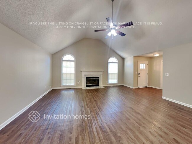 Photo - 647 Overlook Wood Way NW