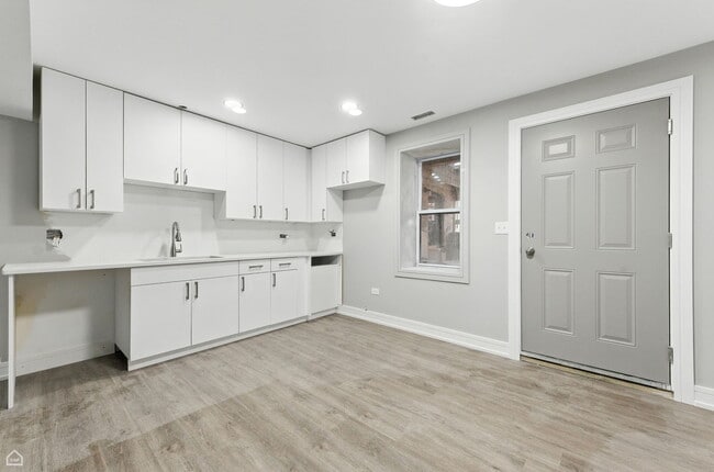 Photo - 4351 S King Dr Unit G