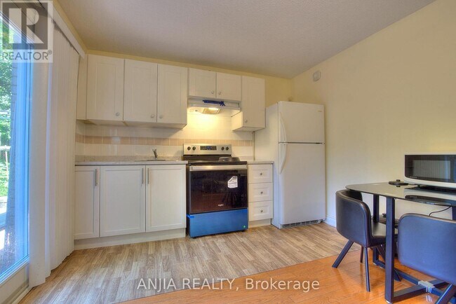 Photo - 6 Bellbury Crescent