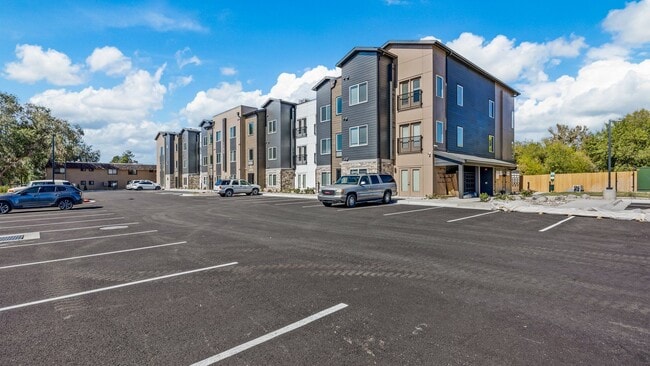 Photo - The Palisade: Modern Studio Living: Contem... Unit B304