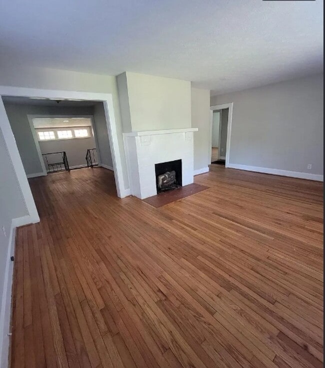 Photo - Charming 3BR/2BA Home in Anniston – Spacious Living & Prime Location