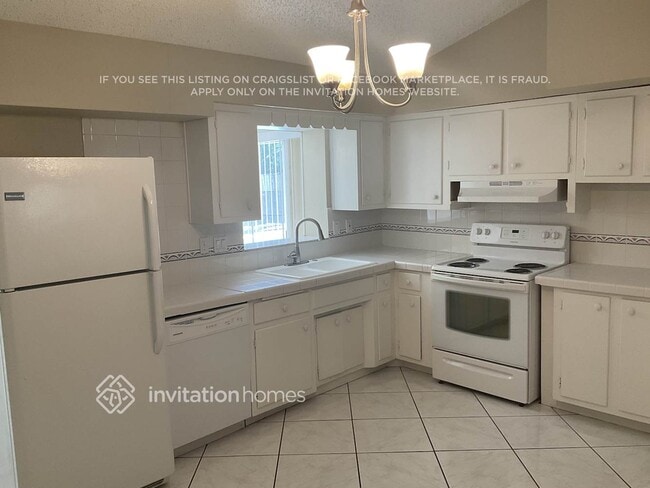 Photo - 981 Porter Dr