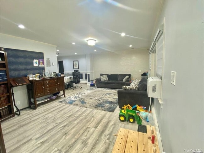 Photo - 107 Baker Hill Rd