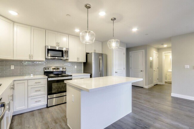 Photo - The Rose Apartments