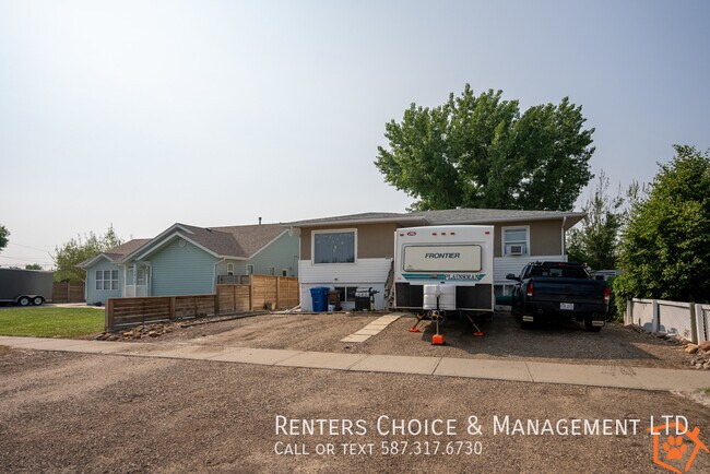 Pet Friendly Basement Suite Near Taber Coop - Pet Friendly Basement Suite Near Taber Coop