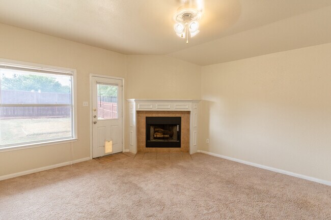 Photo - 5907 Drystone Ln