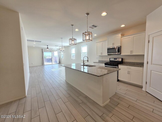 10800 W Embrey Dr