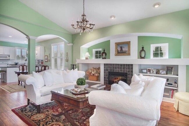 Photo - SOUTH SIDE HOLLAND 4 BED 3 BATH HOME