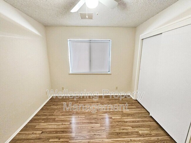 Photo - 305 S Richmond Rd