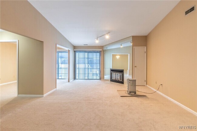 Photo - 1105 Youngs Rd