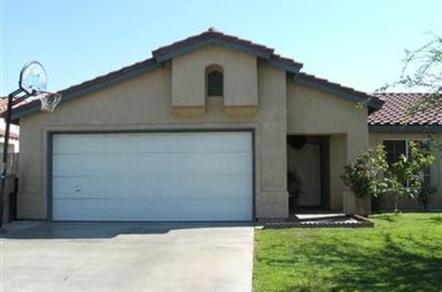 Photo - 1901 Calla Lily Dr House