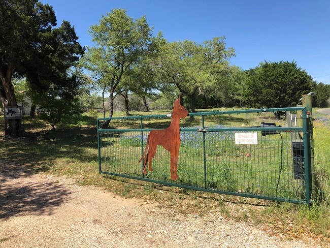 Photo - 10600 Little Thicket Rd