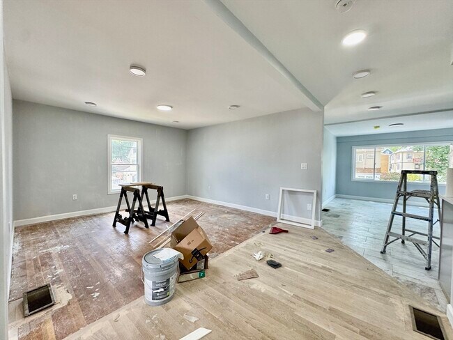 Photo - 201 Belmont St Unit 2