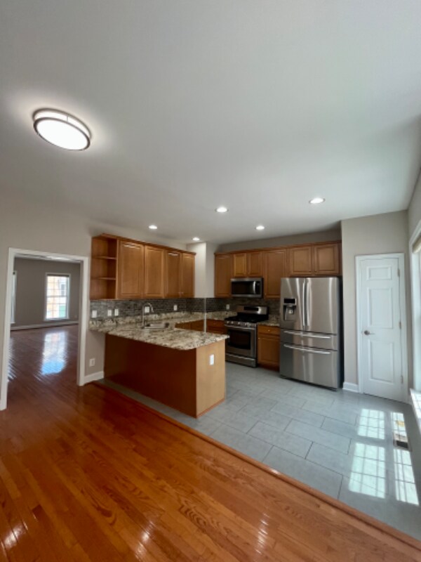 2417 Terra Cotta Cir Townhome Townhome Rental in Herndon VA