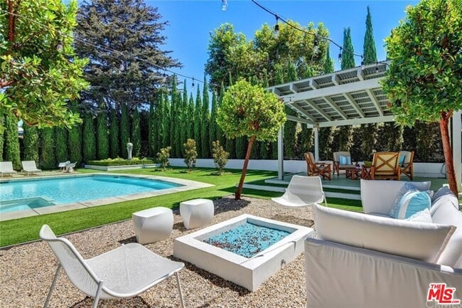 Photo - 1438 Santiago Dr