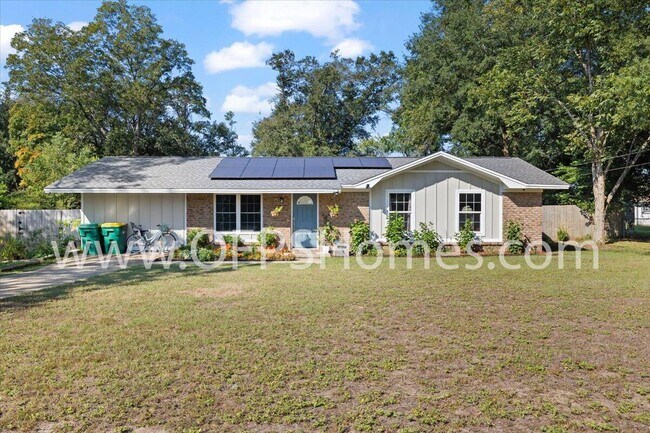 Photo - 1303 Sunshine Dr House