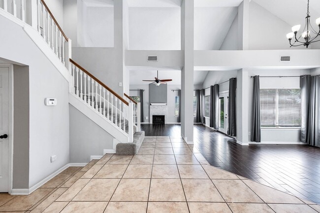 Photo - 11635 Snowmass Dr House