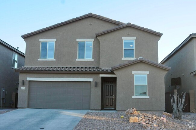Building Photo - SPACIOUS 4 BEDROOM 3 FULL BATH HOME