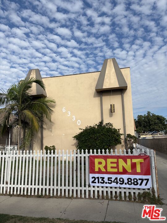 Photo - 6330 Estrella Ave