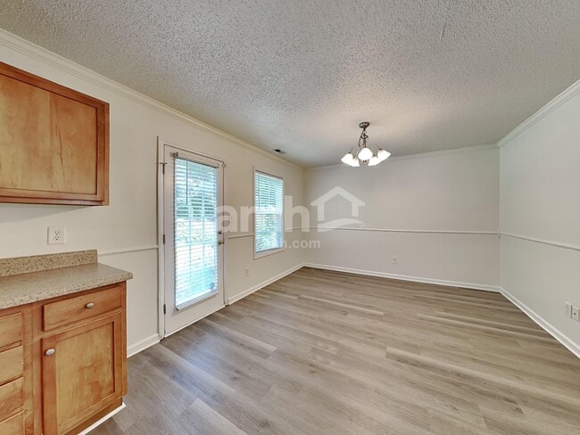 Photo - 1302 River Rock Dr