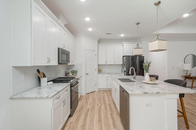 Photo - 667 Red Fern Rd