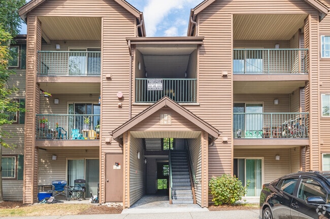 Photo - Creston Point