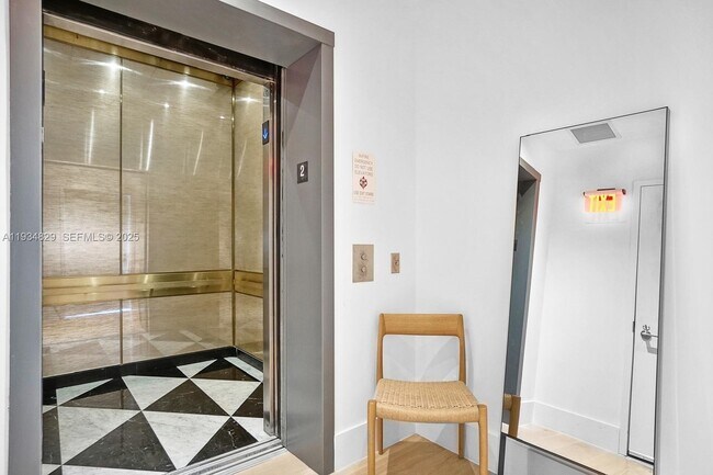 Photo - 788 NE 23rd St Unidad 202