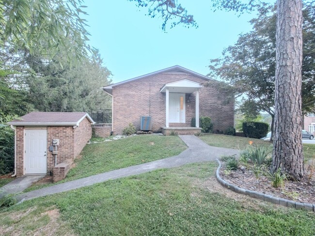 Photo - 5-11 11 Estates Dr