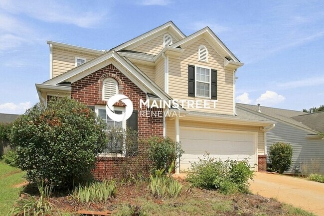 Photo - 4 Bedroom Pet-Friendly Home in McDonough, GA with Main Street Renewal