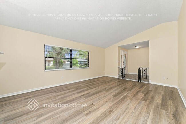 9544 Lake Douglas Pl