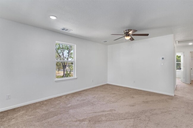 Photo - 2002 W 2nd St