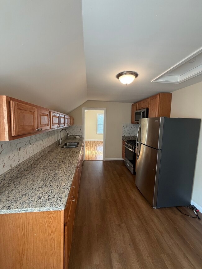 Building Photo - 194 Harrison St Unit 194 Harrison St # 1L