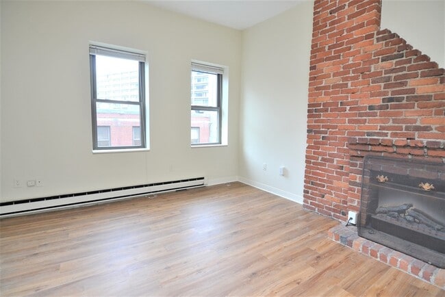 Photo - 67 St Germain St Unidad 12-7