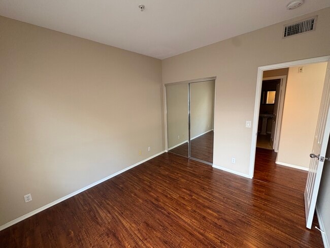 2634 Dunstan Dr