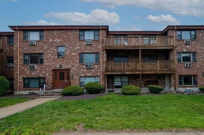Building Photo - 14B Mayberry Dr Unit 8