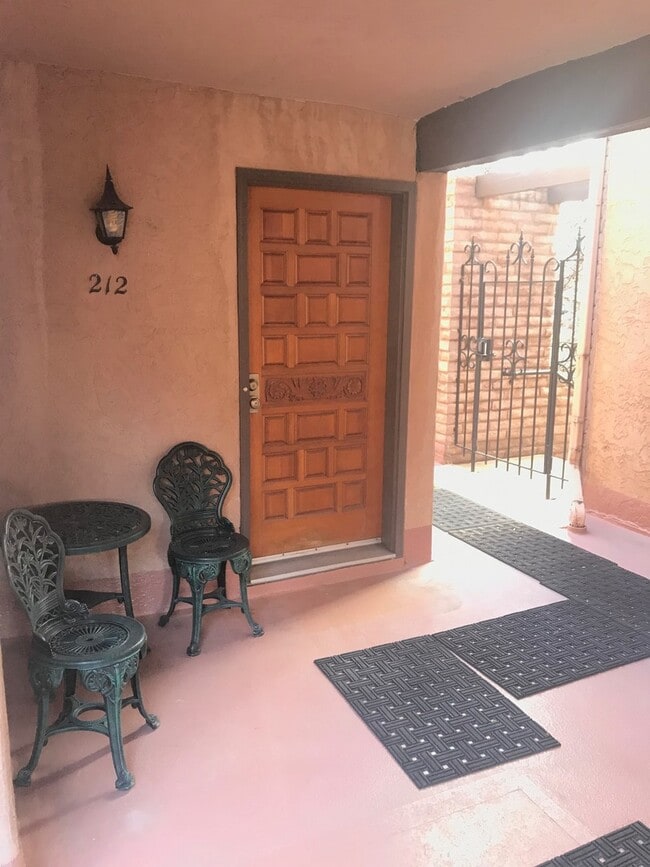 Photo - Updated 2 bed 2 bath Plus Office Condo.  6...