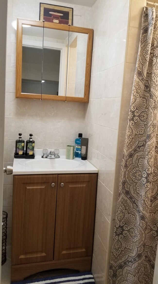 4185 Denman St Unit 1 Rental House Rental in Elmhurst, NY