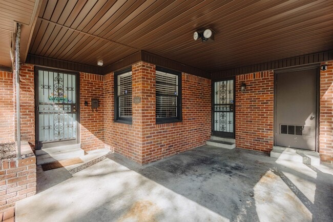 Photo - 4960 Hummingbird Ln