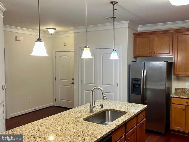 Photo - 13723 Neil Armstrong Ave Unidad 207