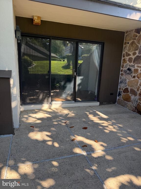 14 Oak Knoll Dr