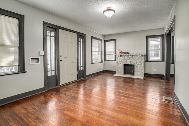 Photo - 4405 Bellefontaine Ave