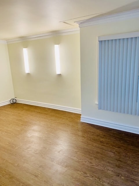 Photo - 5567 W Van Buren St