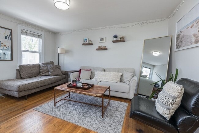 Photo - 69 I St Unit 3